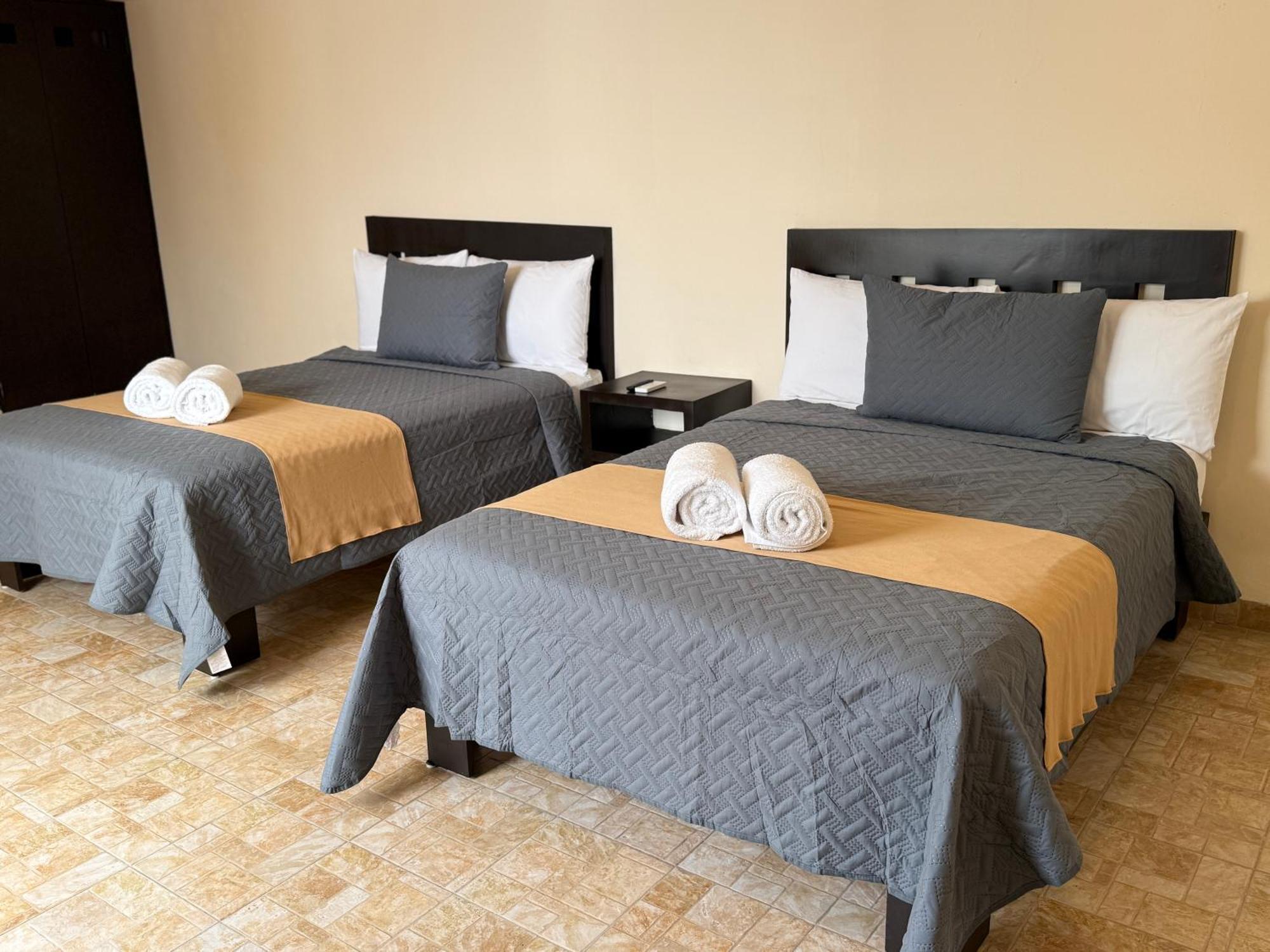 Luciana Hotel & Beach Club Playa del Carmen Bilik gambar